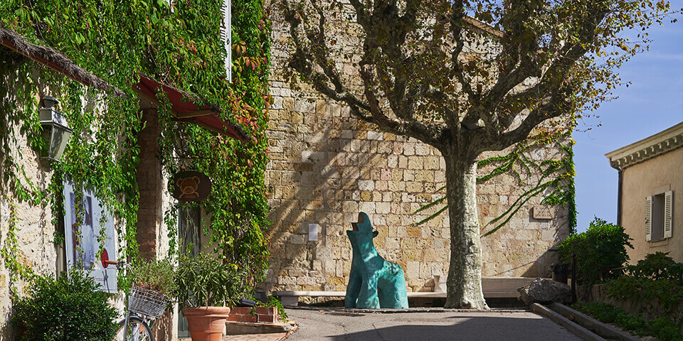 Mougins